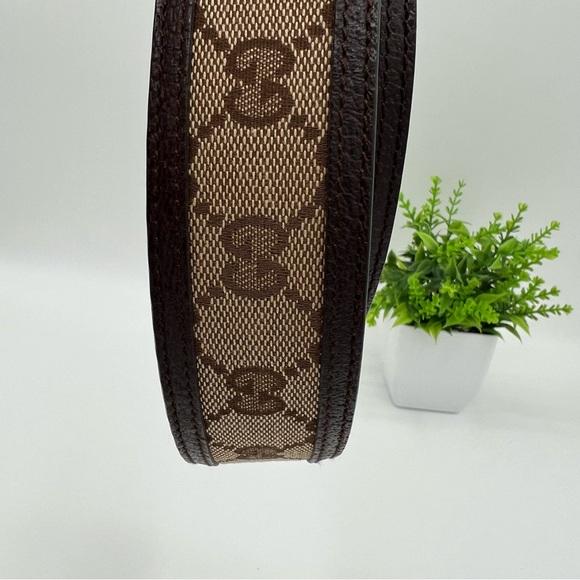 Authentic Gucci belt SizeM/L - Picture 10 of 12